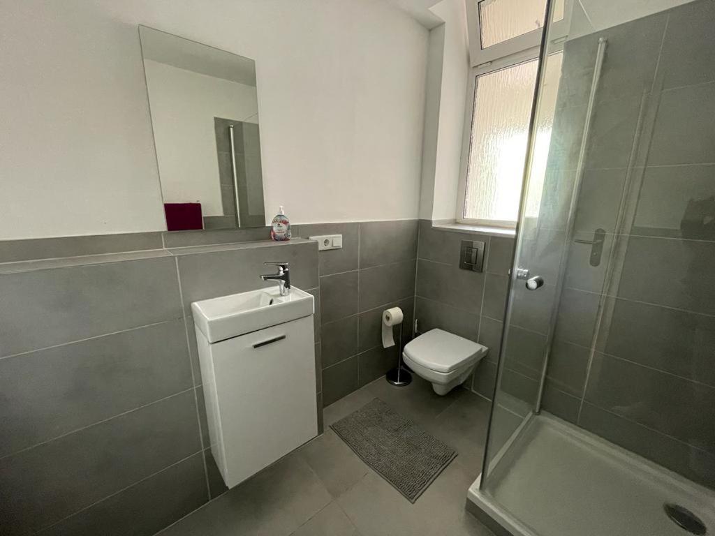Bungalow Mit Terrasse Регенсбург Екстериор снимка