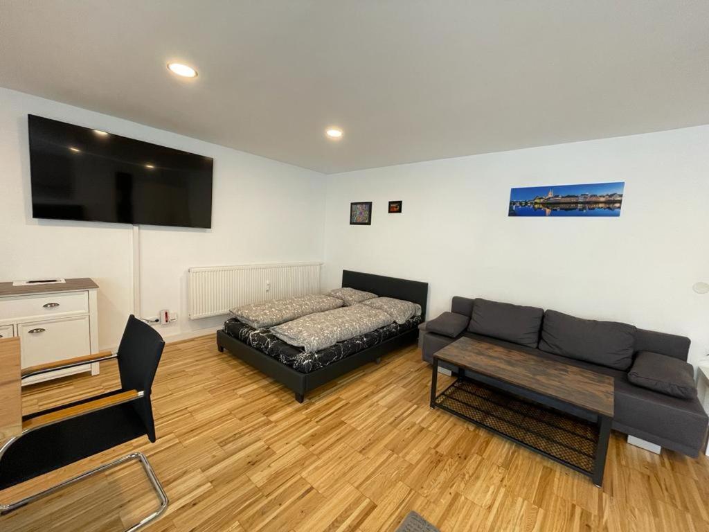 Bungalow Mit Terrasse Регенсбург Екстериор снимка