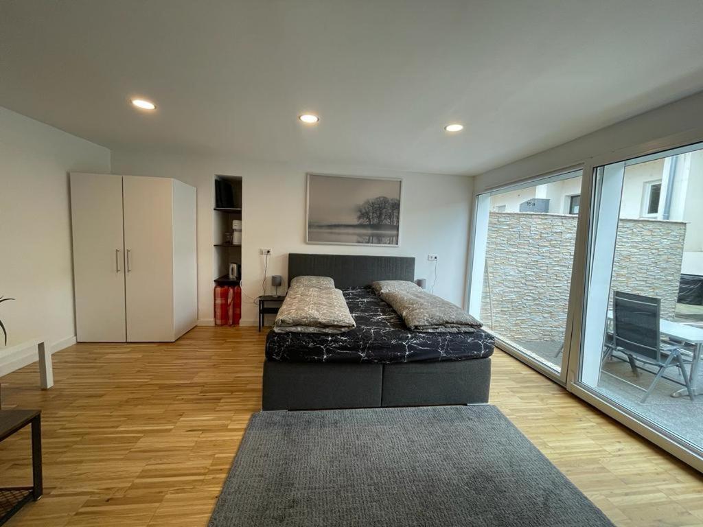 Bungalow Mit Terrasse Регенсбург Екстериор снимка
